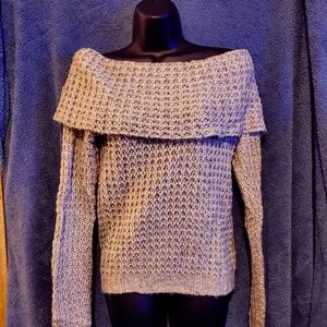 OFF THE SHOULDER SWEATER